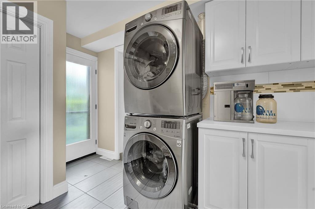 617 Scenic Drive, Hamilton, Ontario  L9C 1H2 - Photo 36 - 40738858