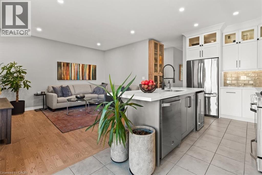 100 Celano Drive, Waterdown, Ontario  L8B 1V2 - Photo 14 - 40773532