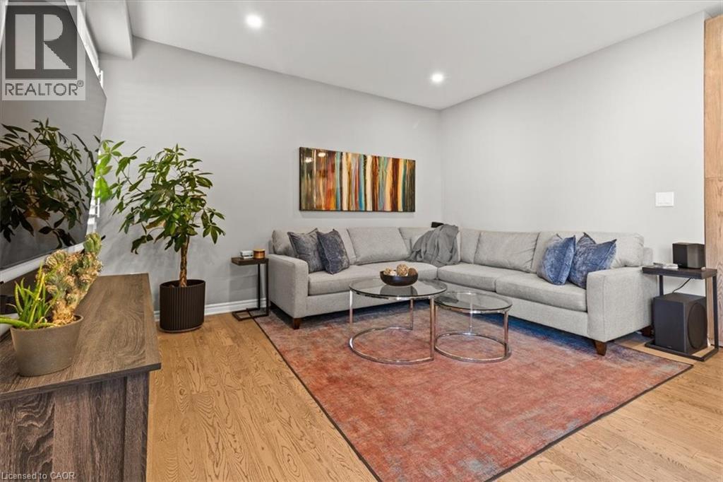 100 Celano Drive, Waterdown, Ontario  L8B 1V2 - Photo 15 - 40773532