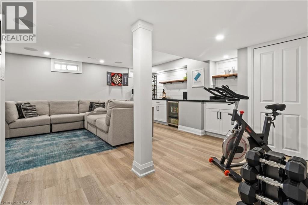 100 Celano Drive, Waterdown, Ontario  L8B 1V2 - Photo 37 - 40773532