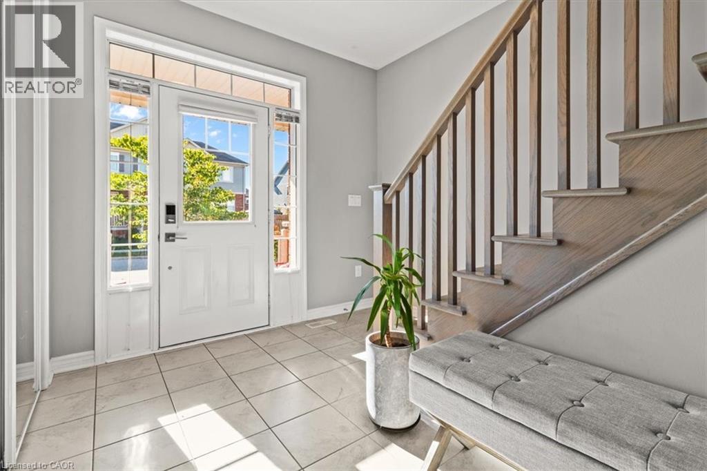 100 Celano Drive, Waterdown, Ontario  L8B 1V2 - Photo 5 - 40773532