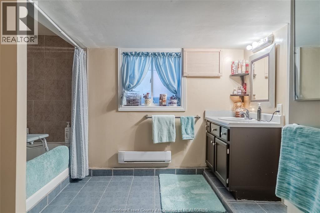 586-588 South Street, Windsor, Ontario  N9C 2W9 - Photo 35 - 25027267