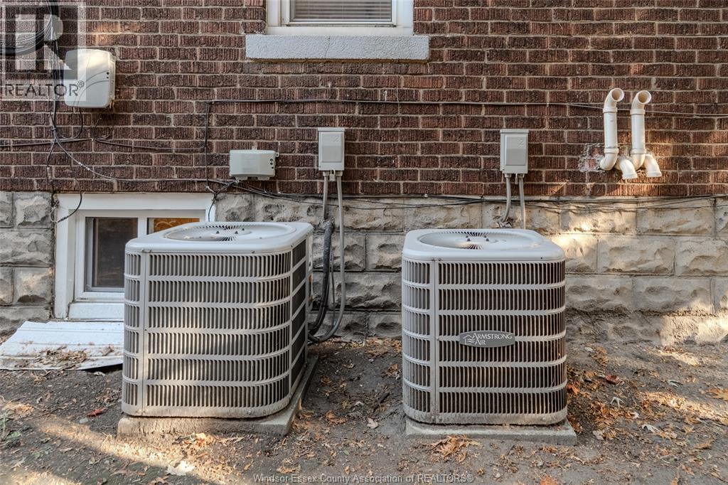 586-588 South Street, Windsor, Ontario  N9C 2W9 - Photo 8 - 25027267