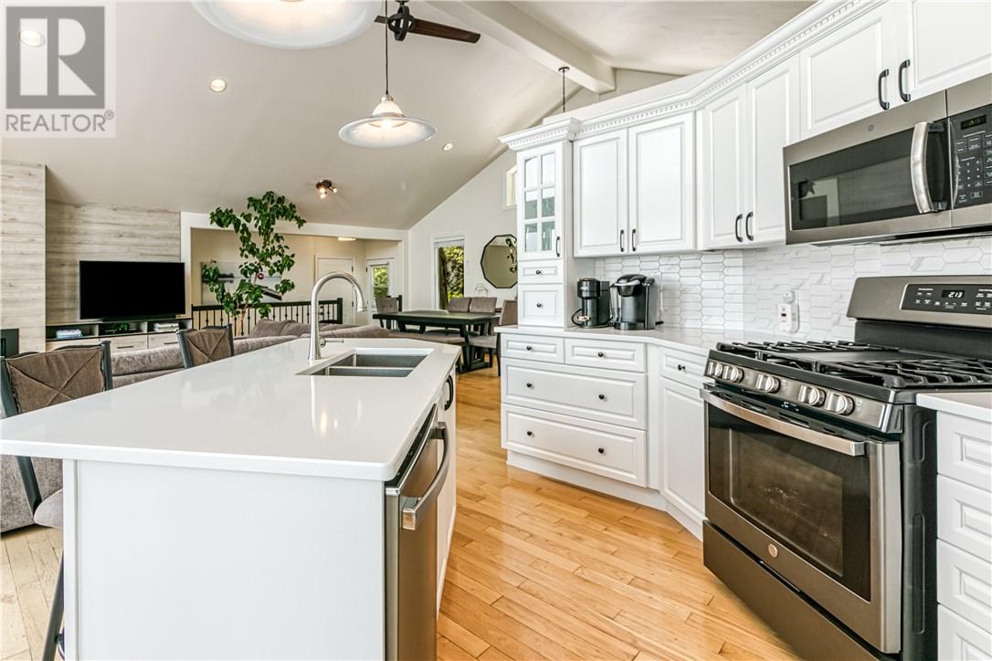 1675 West Bay Road, Garson, Ontario  P3L 1V3 - Photo 17 - 2124151