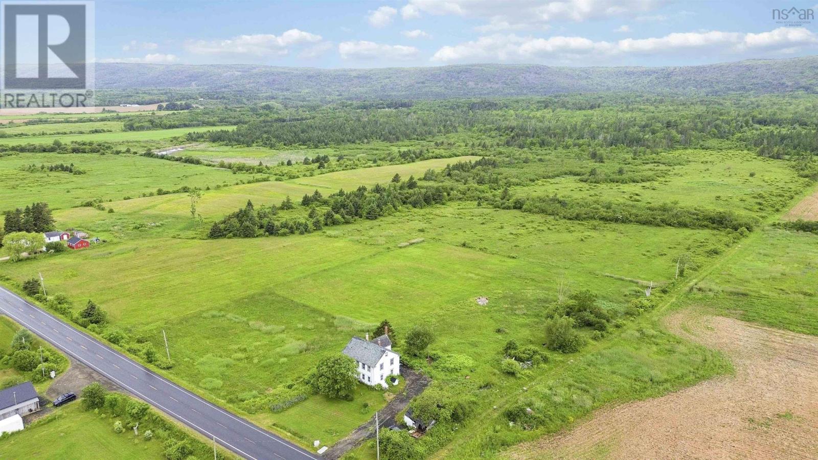 8045 Highway 1, Upper Granville, Nova Scotia