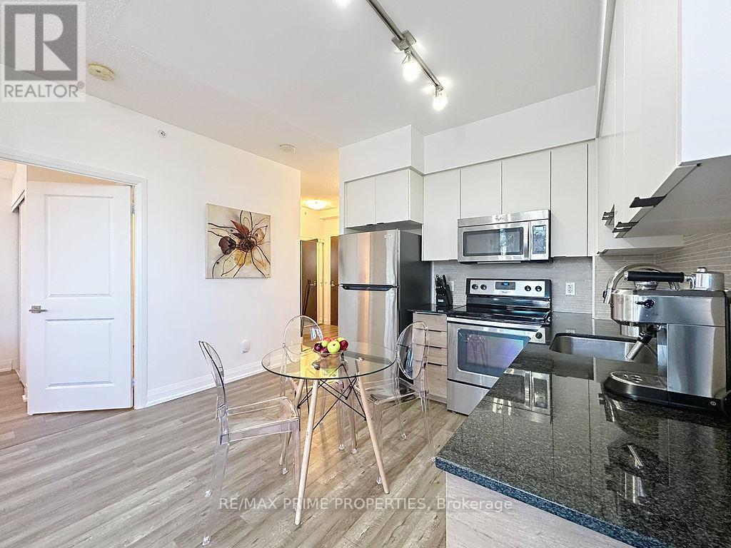 205 - 85 North Park Road, Vaughan, Ontario  L4J 0H9 - Photo 6 - N12483819