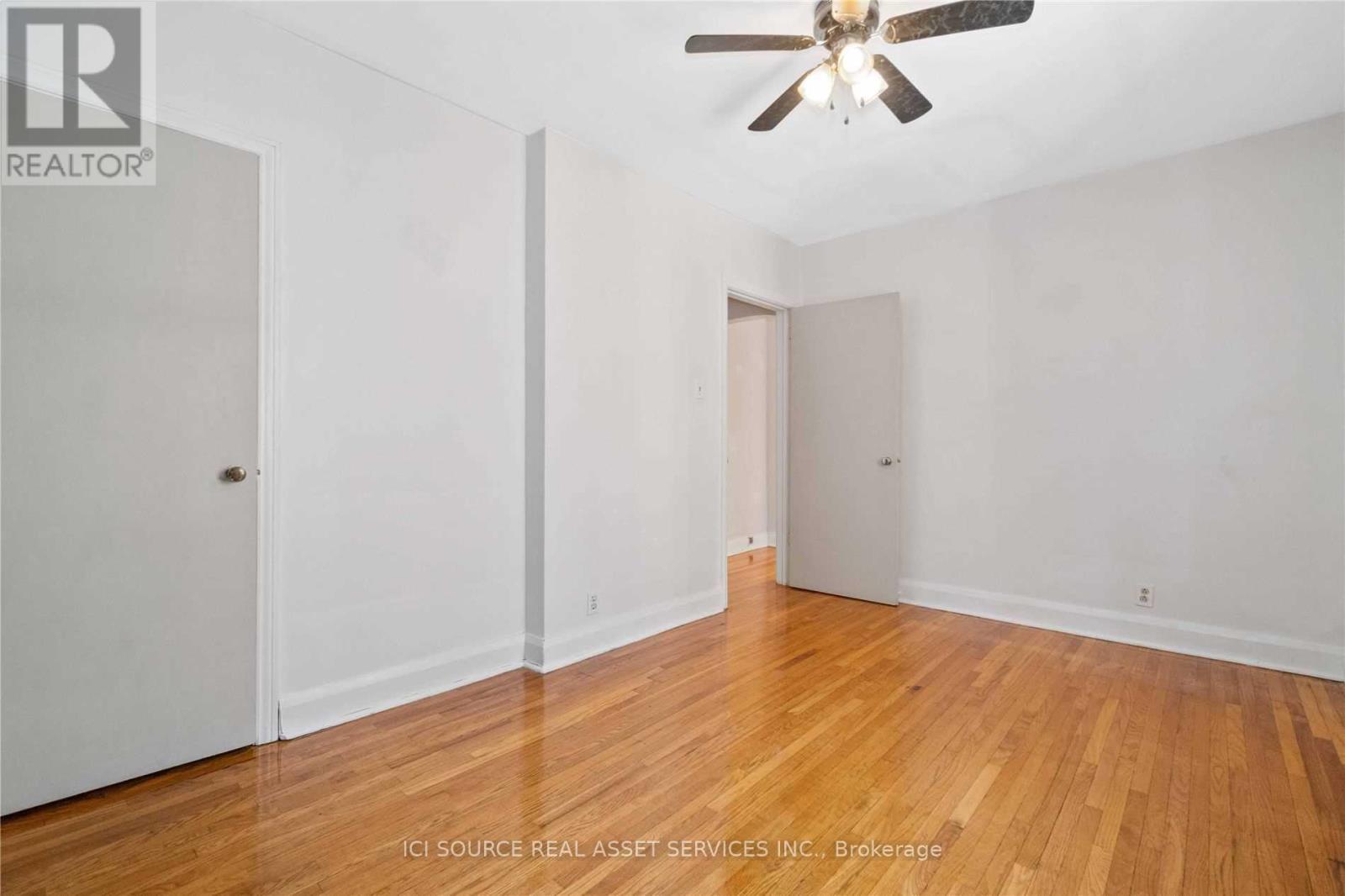 2 - 116 Eastwood Road, Toronto, Ontario  M4L 2C9 - Photo 12 - E12485038