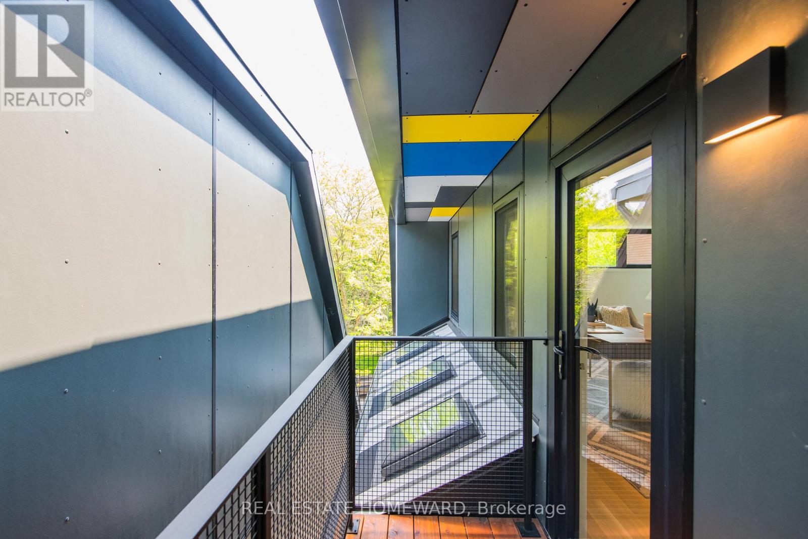 174 Kenilworth Avenue, Toronto, Ontario  M4L 3S6 - Photo 36 - E12485044