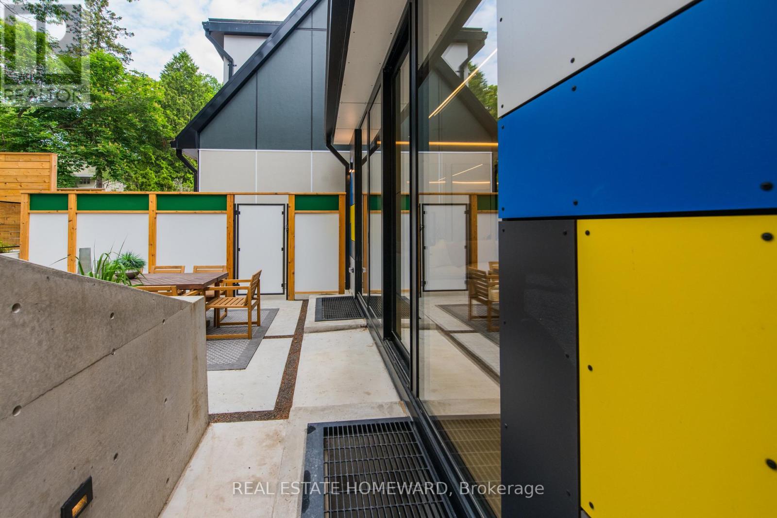 174 Kenilworth Avenue, Toronto, Ontario  M4L 3S6 - Photo 43 - E12485044