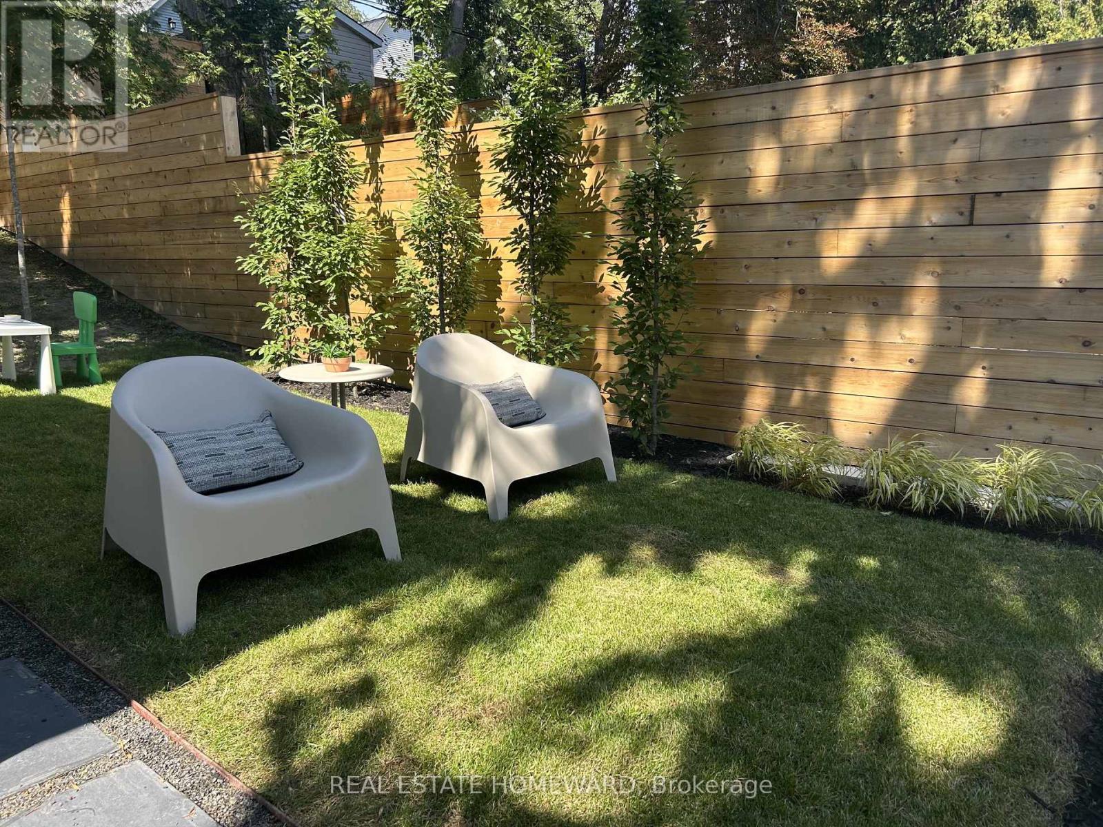 174 Kenilworth Avenue, Toronto, Ontario  M4L 3S6 - Photo 48 - E12485044