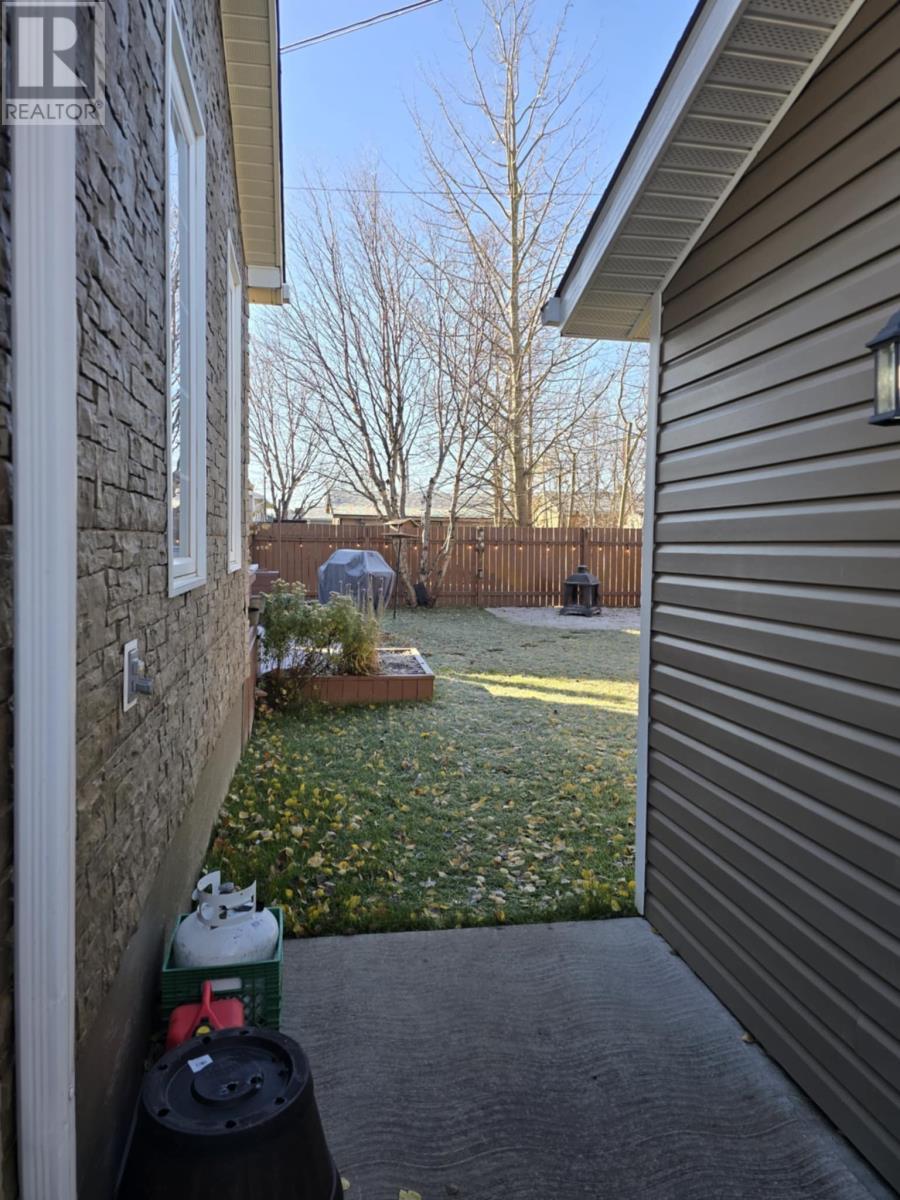 723 Tamarack Drive, Labrador City, Newfoundland & Labrador  A2V 2M2 - Photo 8 - 1291988