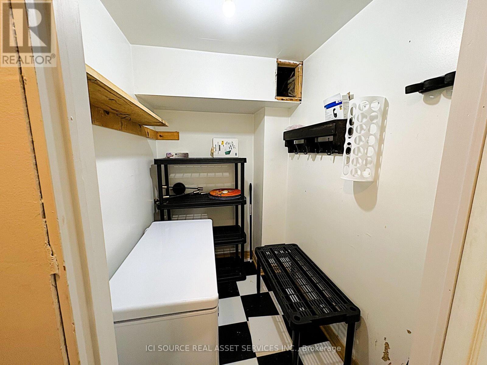 20 Corrie Crescent, Essa (Angus), Ontario  L0M 1B3 - Photo 19 - N12485024