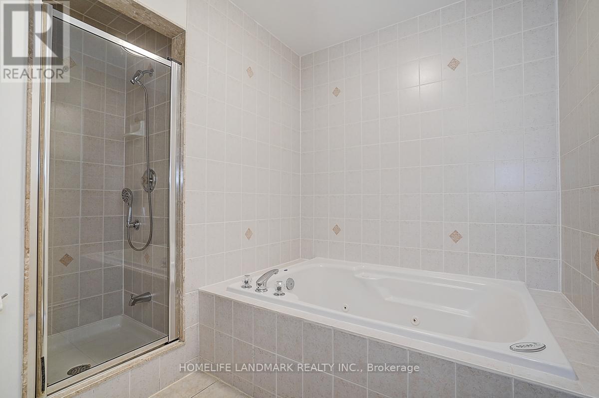 21 Raintree Drive, Markham, Ontario  L3R 5T9 - Photo 24 - N12485034