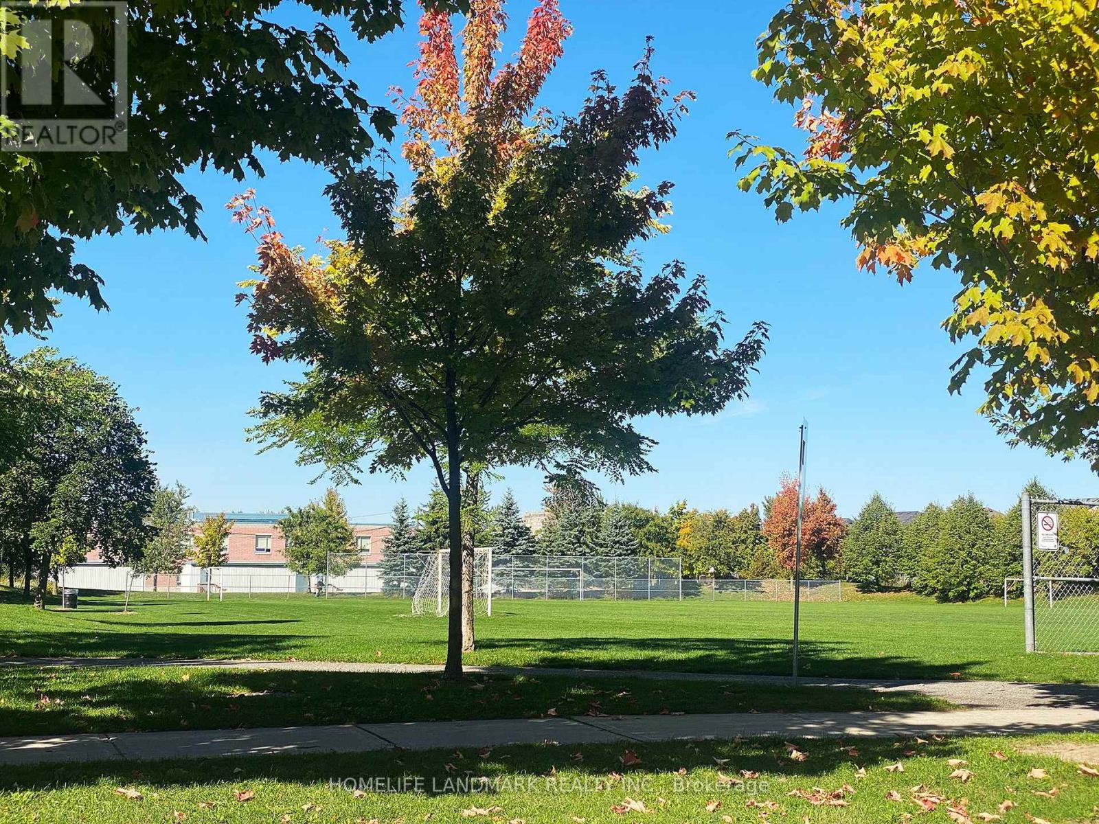 21 Raintree Drive, Markham, Ontario  L3R 5T9 - Photo 41 - N12485034