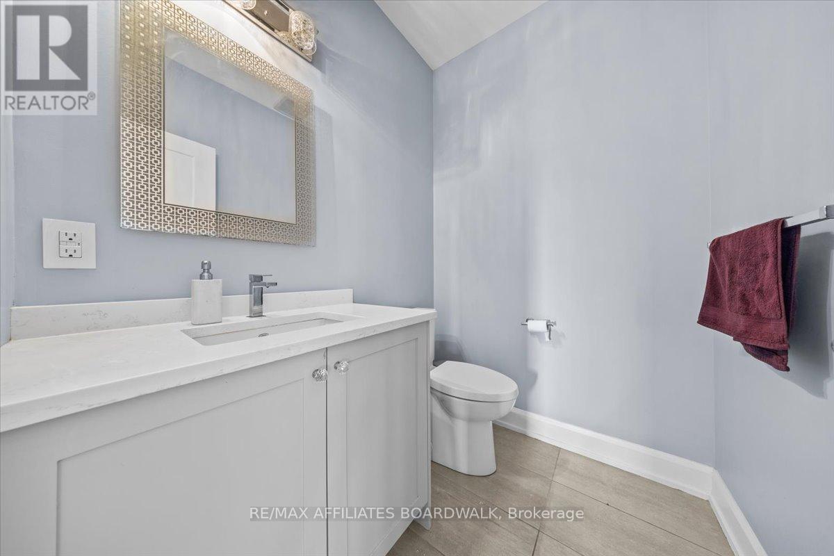 724 Mcmanus Avenue, Ottawa, Ontario  K4M 0B2 - Photo 24 - X12046105