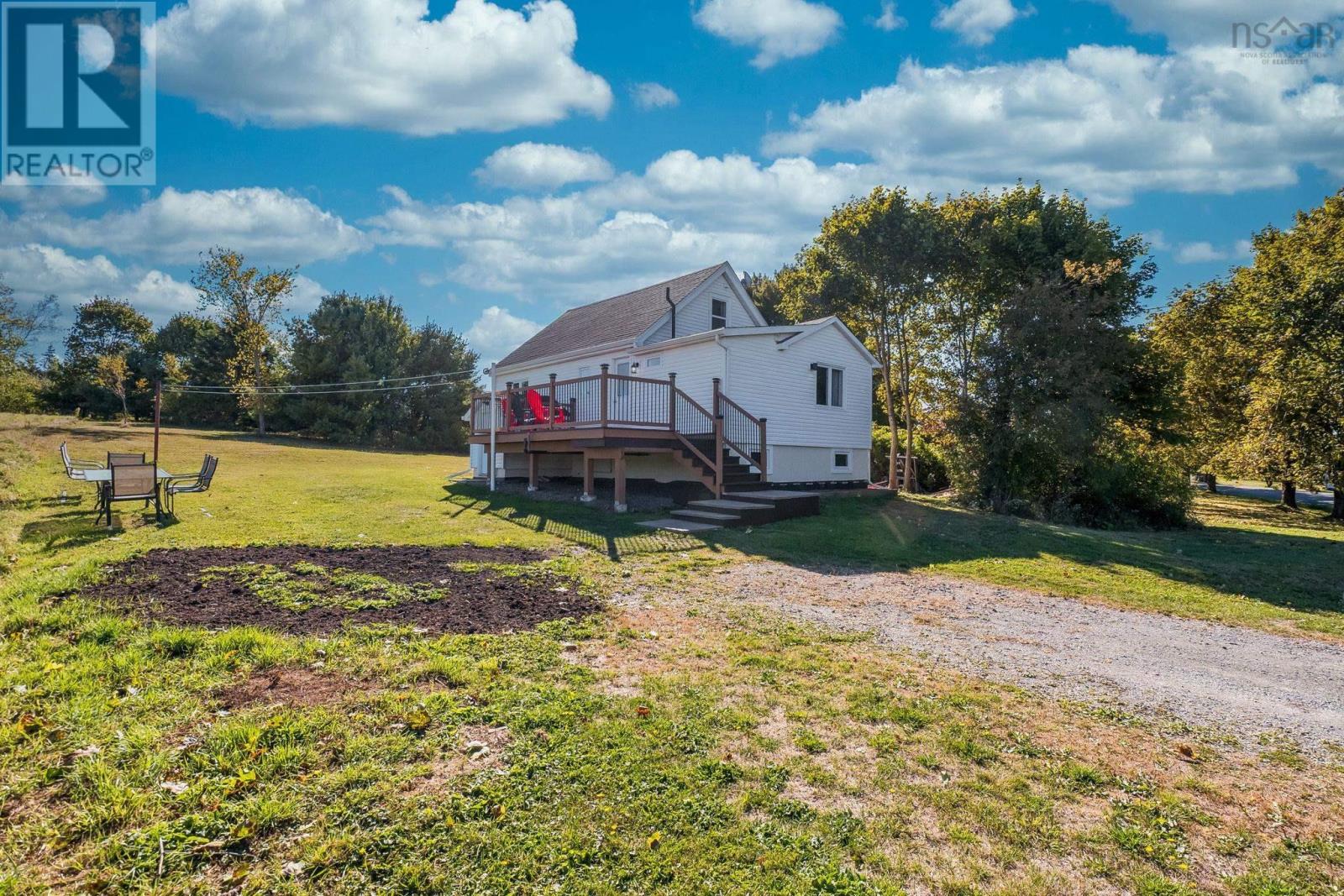 167 Schurman Road, Falmouth, Nova Scotia  B0P 0B9 - Photo 2 - 202524835