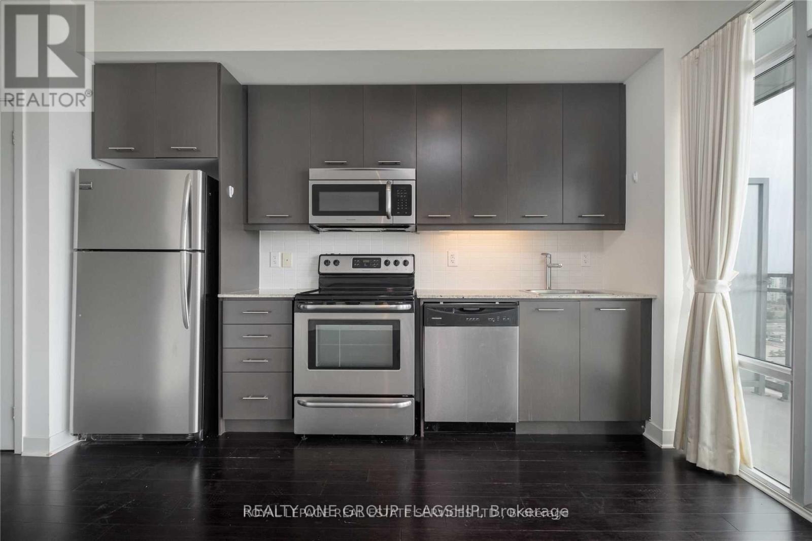 2801 - 360 Square One Drive, Mississauga, Ontario  L5B 0G7 - Photo 18 - W12485028