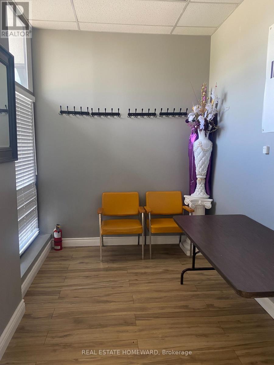 23 - 5225 Orbitor Drive, Mississauga, Ontario  L4W 4Y8 - Photo 5 - W12485035