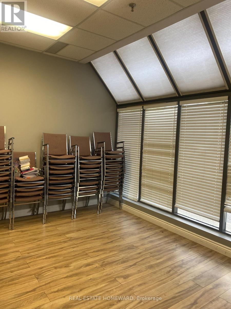 23 - 5225 Orbitor Drive, Mississauga, Ontario  L4W 4Y8 - Photo 6 - W12485036