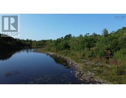 75 Winley Drive, Fall River, Ca