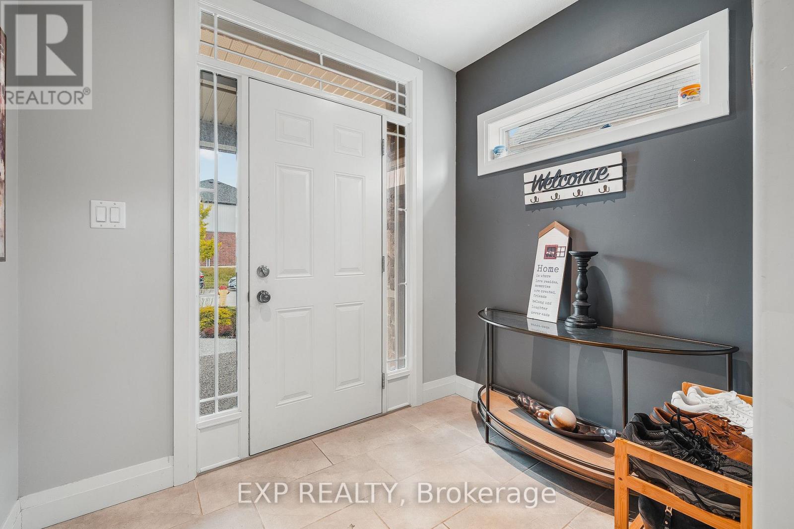 Property at 346 MOORLANDS CRESCENT image 2