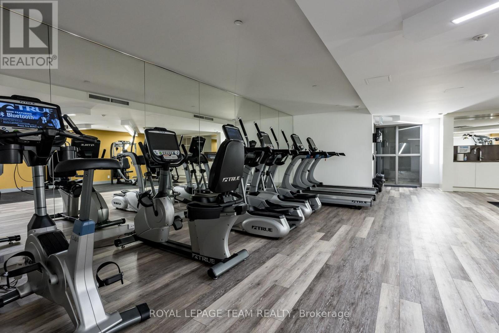 709 Richmond Road, Ottawa, Ontario  K2A 3W9 - Photo 28 - X12485052