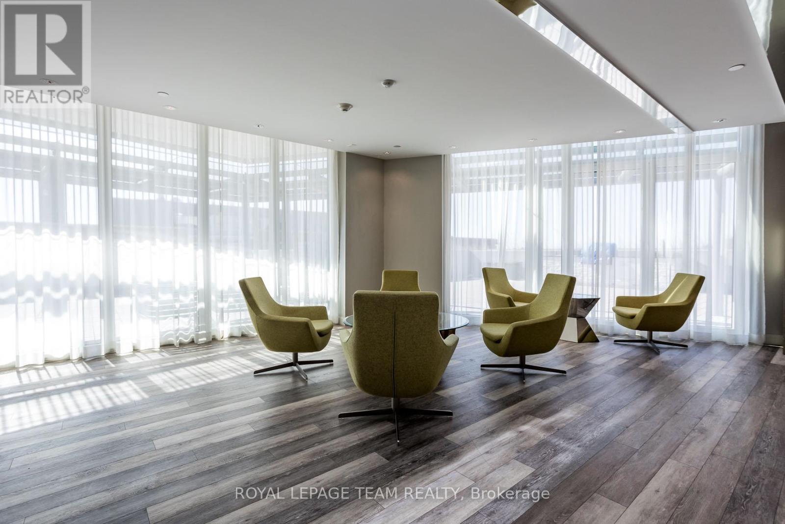 709 Richmond Road, Ottawa, Ontario  K2A 3W9 - Photo 34 - X12485052