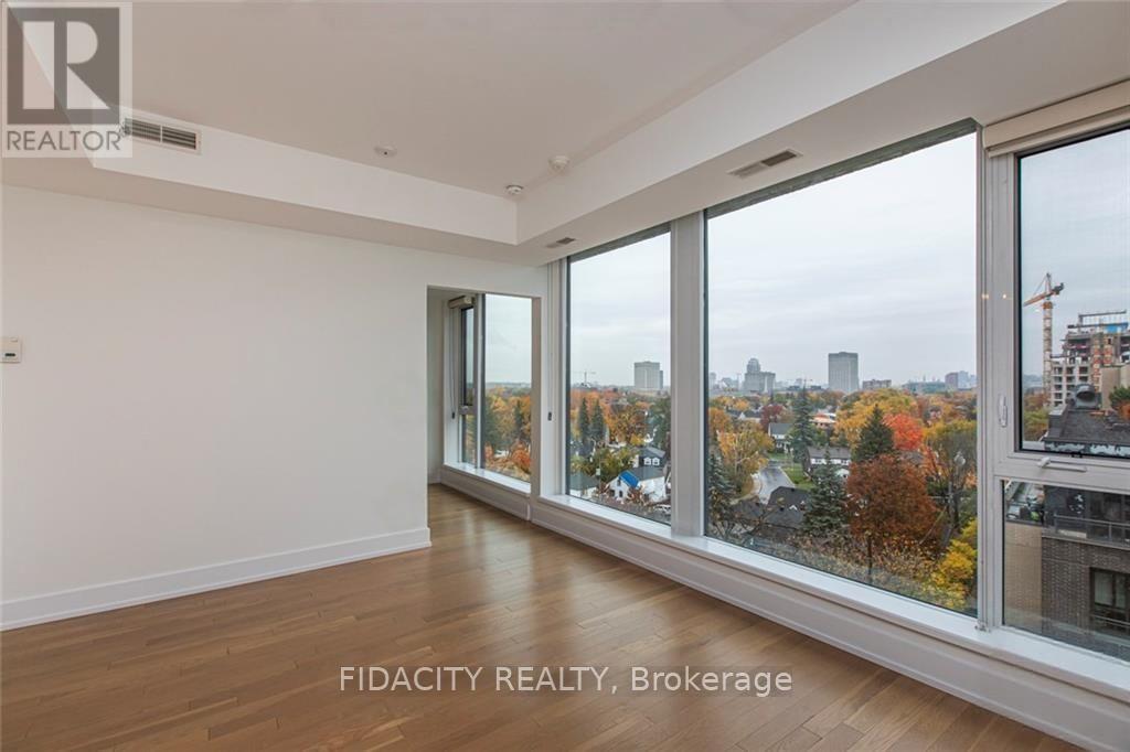 820 - 360 Patricia Avenue, Ottawa, Ontario  K1Z 0A8 - Photo 7 - X12485056