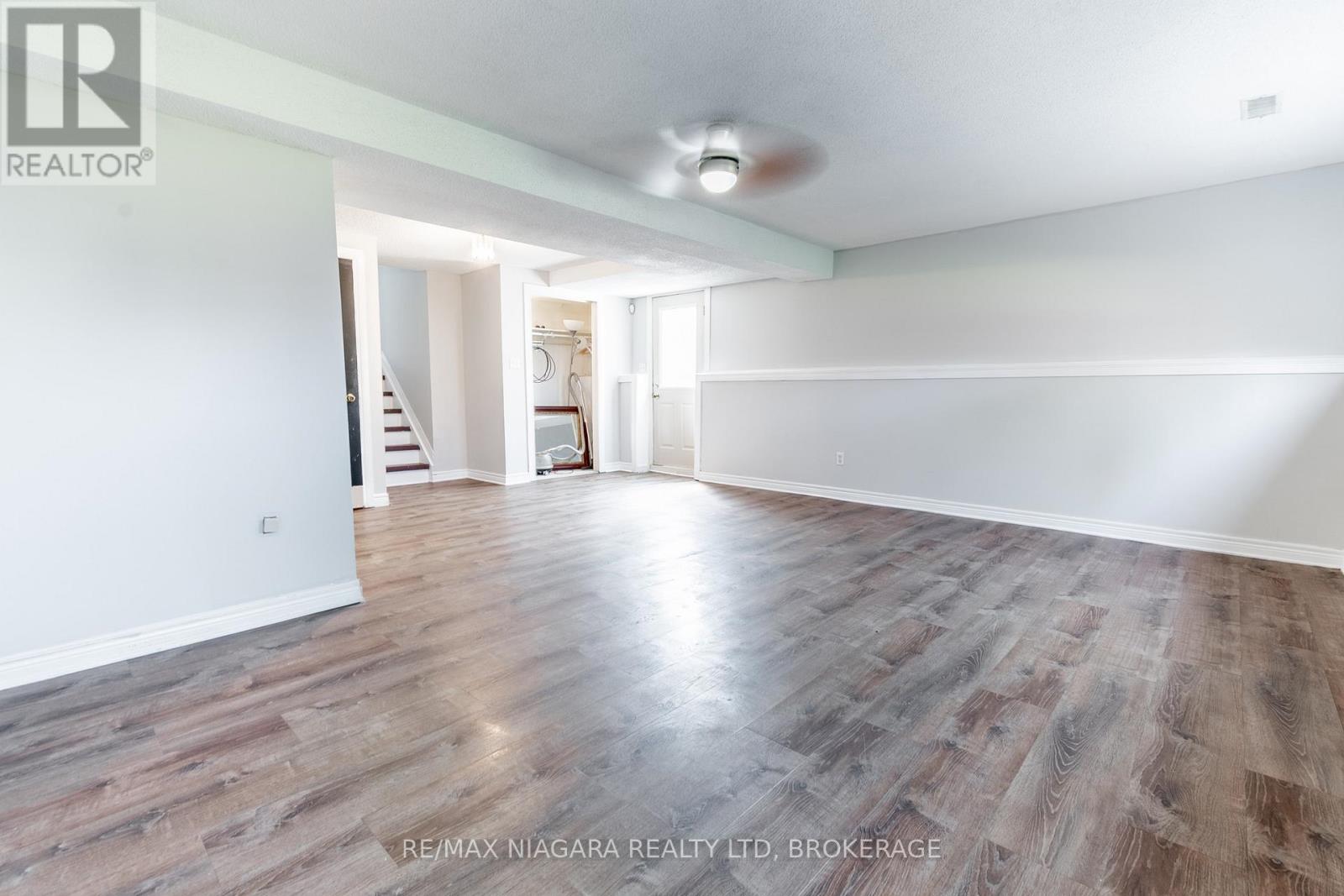 49 Autumn Place W, St. Catharines, Ontario  L2P 2W6 - Photo 16 - X12485055