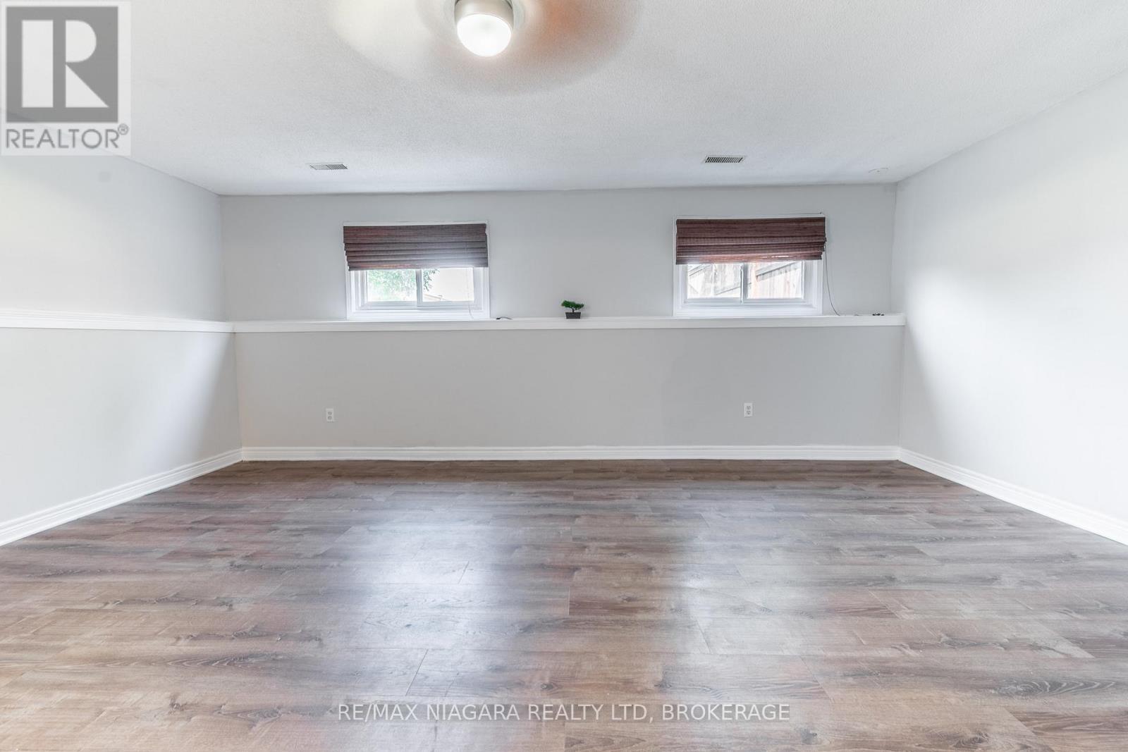 49 Autumn Place W, St. Catharines, Ontario  L2P 2W6 - Photo 19 - X12485055