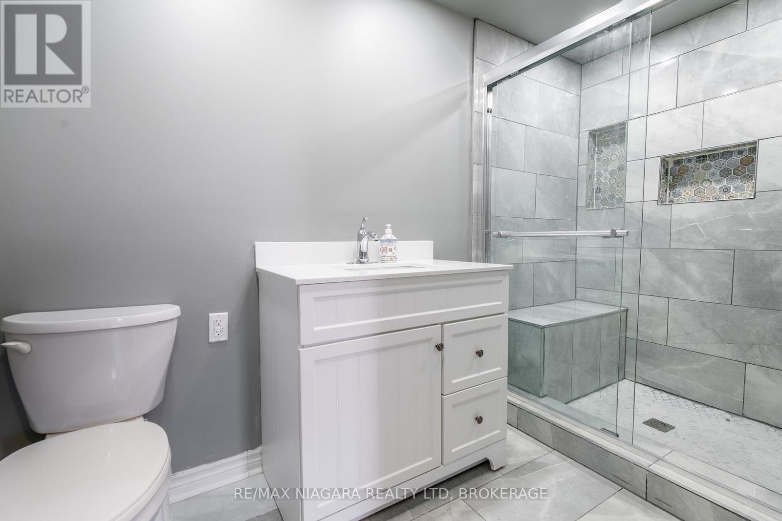 49 Autumn Place W, St. Catharines, Ontario  L2P 2W6 - Photo 20 - X12485055