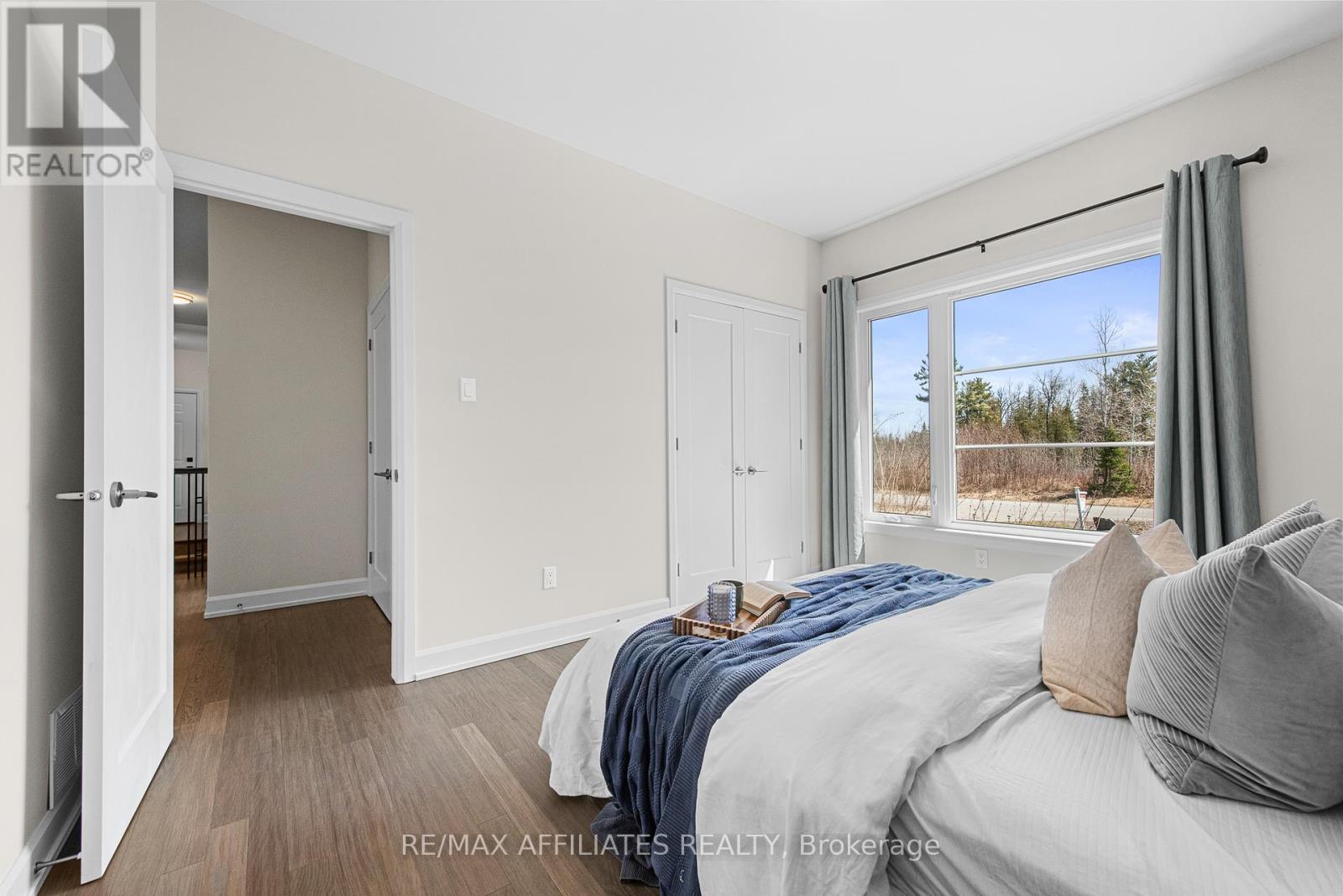 400 Cinnamon Crescent, Ottawa, Ontario  K0A 2H0 - Photo 24 - X12317728