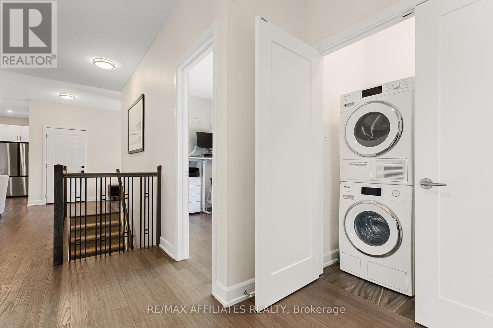 400 Cinnamon Crescent, Ottawa, Ontario  K0A 2H0 - Photo 30 - X12317728