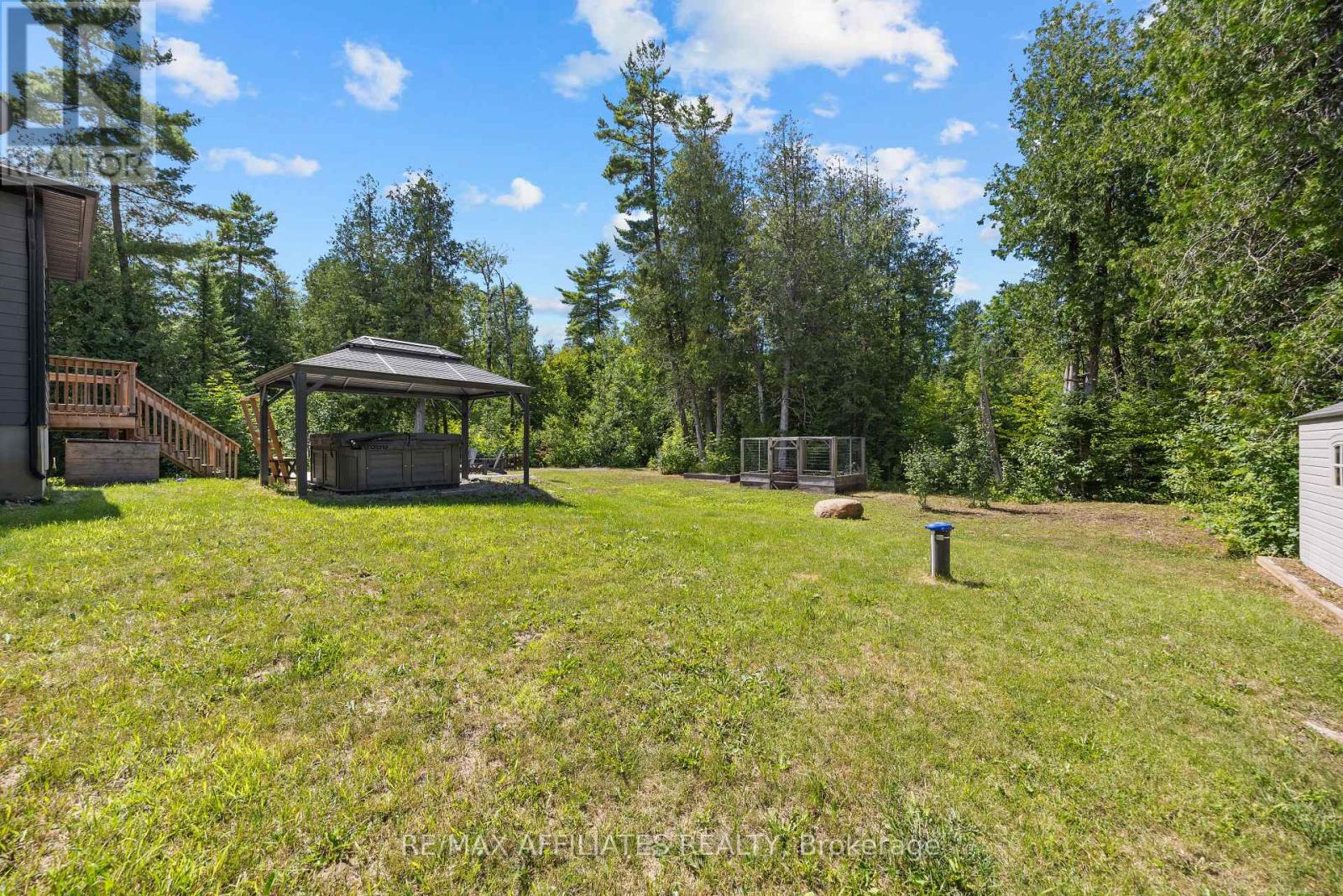 400 Cinnamon Crescent, Ottawa, Ontario  K0A 2H0 - Photo 44 - X12317728