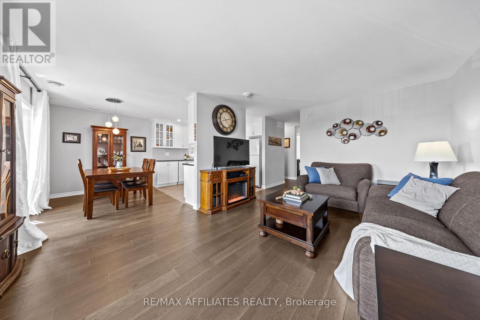 13 - 340 Tribeca Private, Ottawa, Ontario  K2J 6B4 - Photo 6 - X12393868