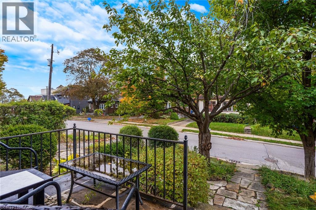 Property at 360 LUELLA Street image 4