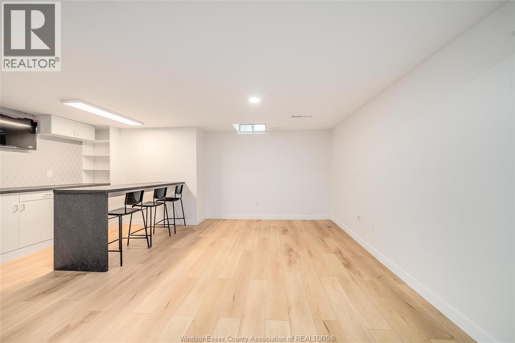 9482 Ryerson, Windsor, Ontario  N8R 1V5 - Photo 29 - 25027266