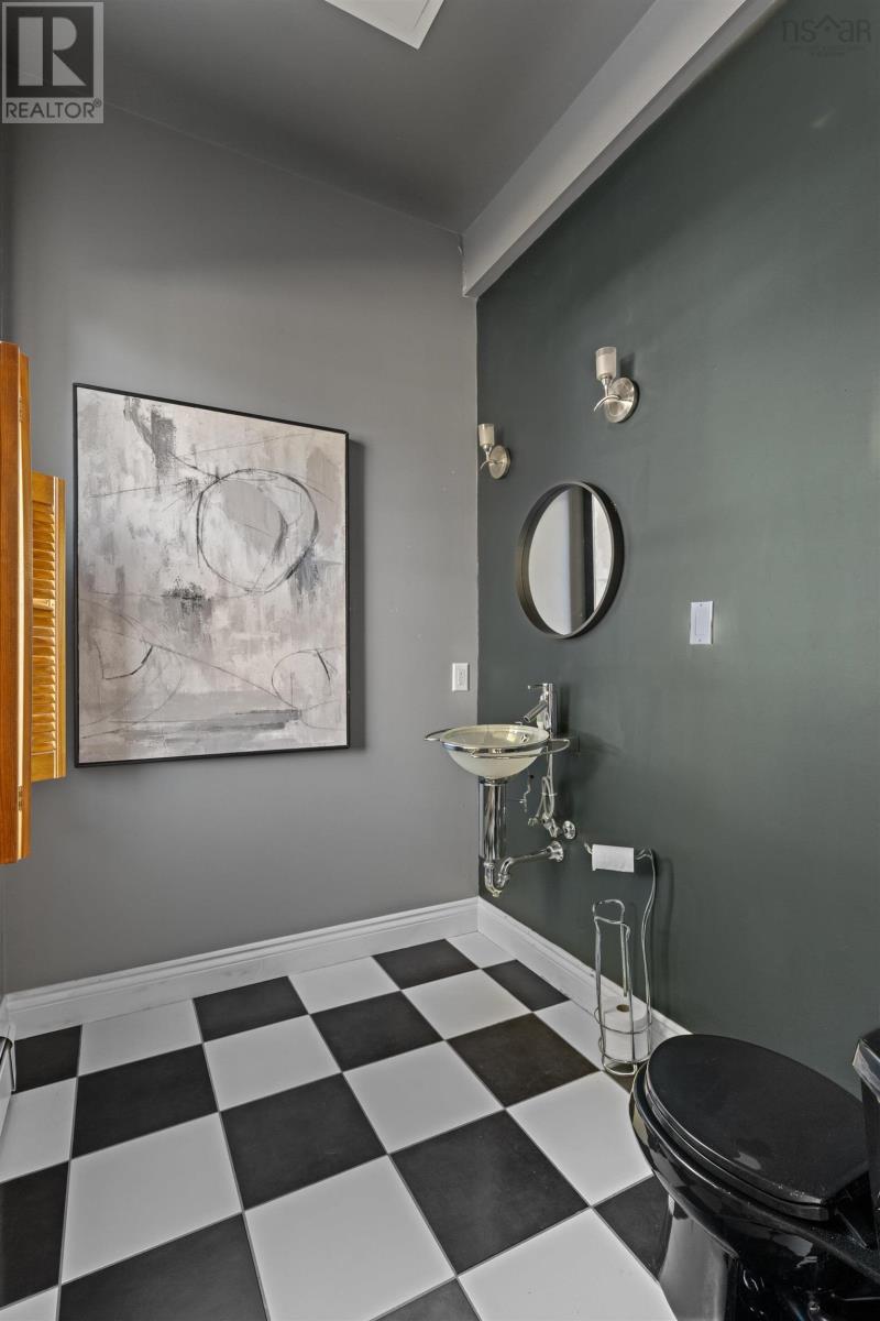 6880 Quinpool Road, Halifax, Nova Scotia  B3L 1C4 - Photo 26 - 202526719