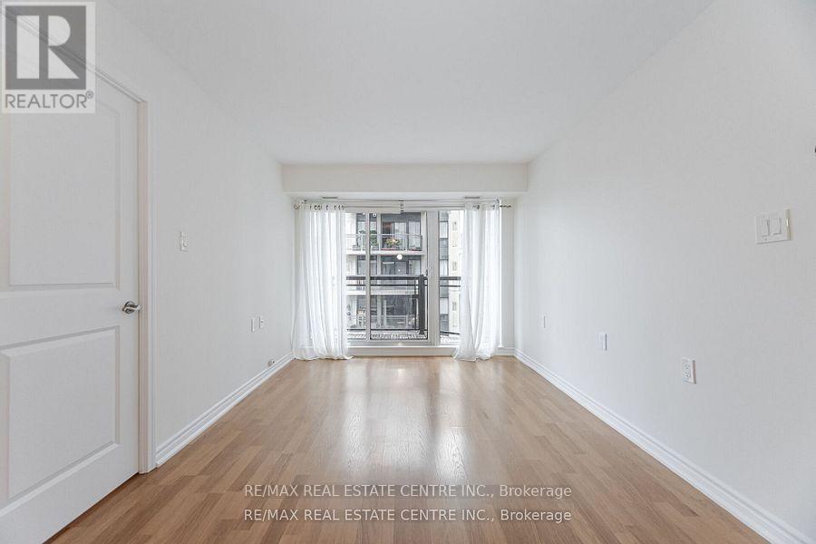 616 - 872 Sheppard Avenue W, Toronto, Ontario  M3H 5V5 - Photo 20 - C12485051