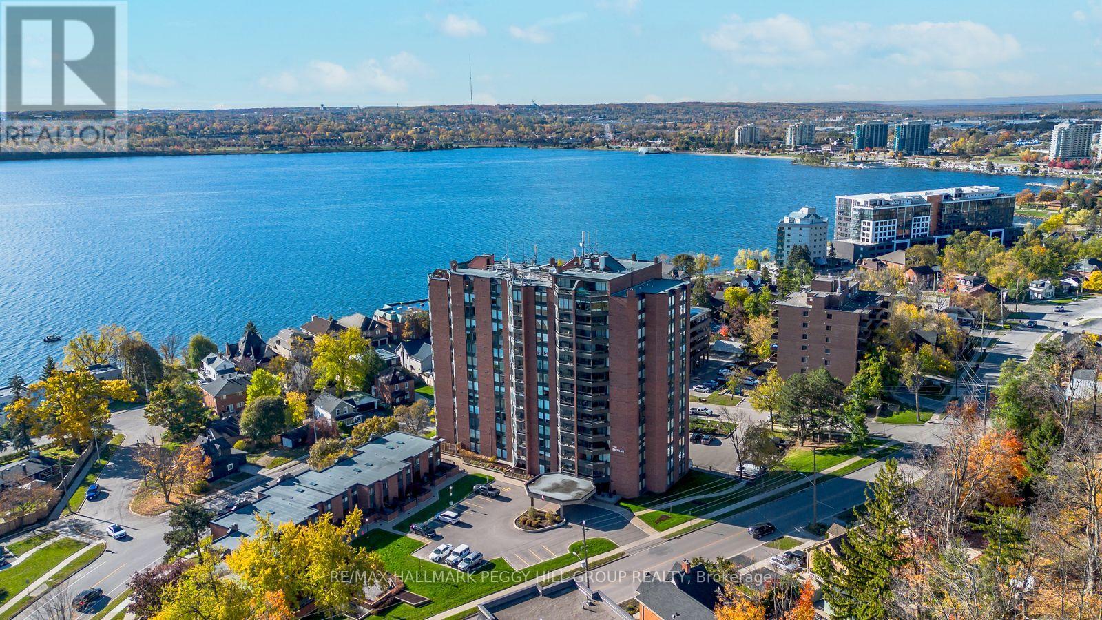 504 - 181 Collier Street, Barrie, Ontario  L4M 5L6 - Photo 2 - S12463041