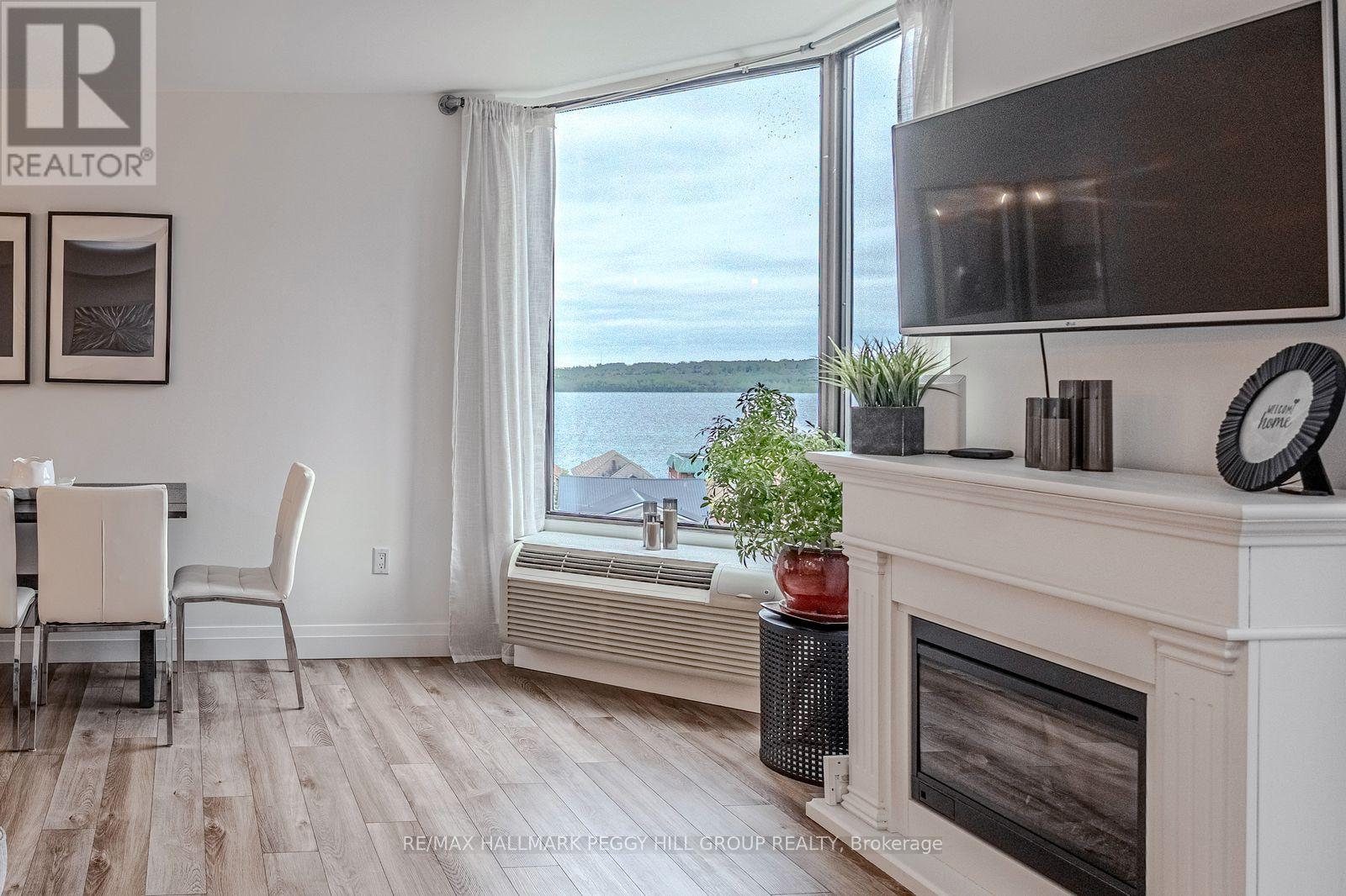 504 - 181 Collier Street, Barrie, Ontario  L4M 5L6 - Photo 4 - S12463041