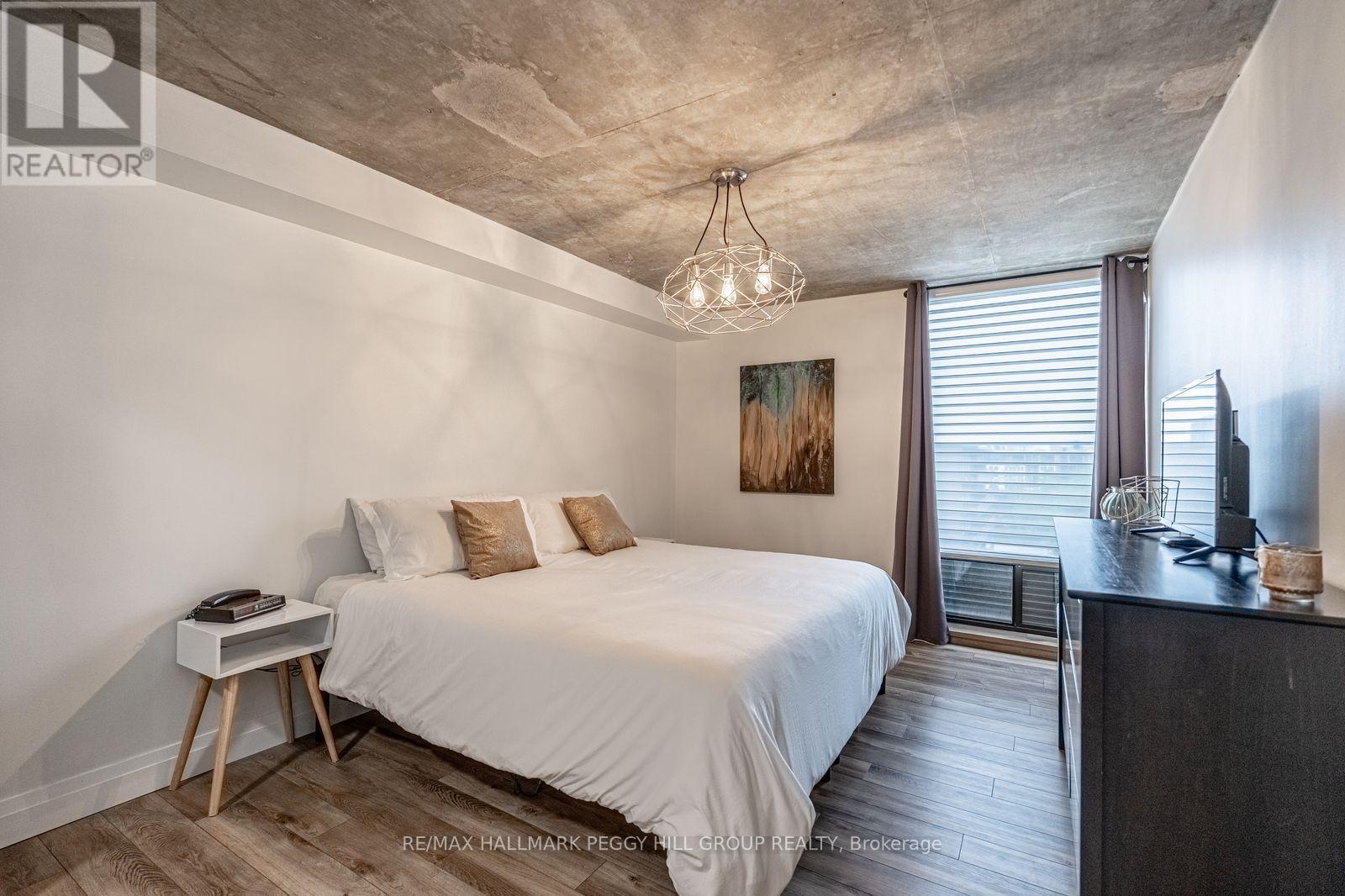 504 - 181 Collier Street, Barrie, Ontario  L4M 5L6 - Photo 8 - S12463041