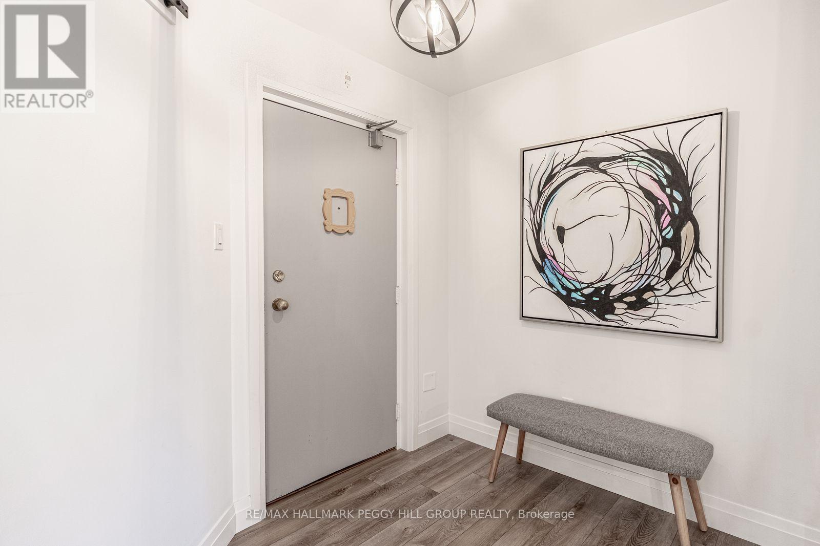 504 - 181 Collier Street, Barrie, Ontario  L4M 5L6 - Photo 7 - S12463041