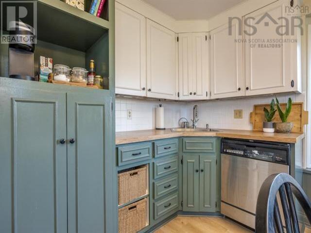 12 Hunter Road, Milford, Nova Scotia  B0N 1Y0 - Photo 6 - 202519392