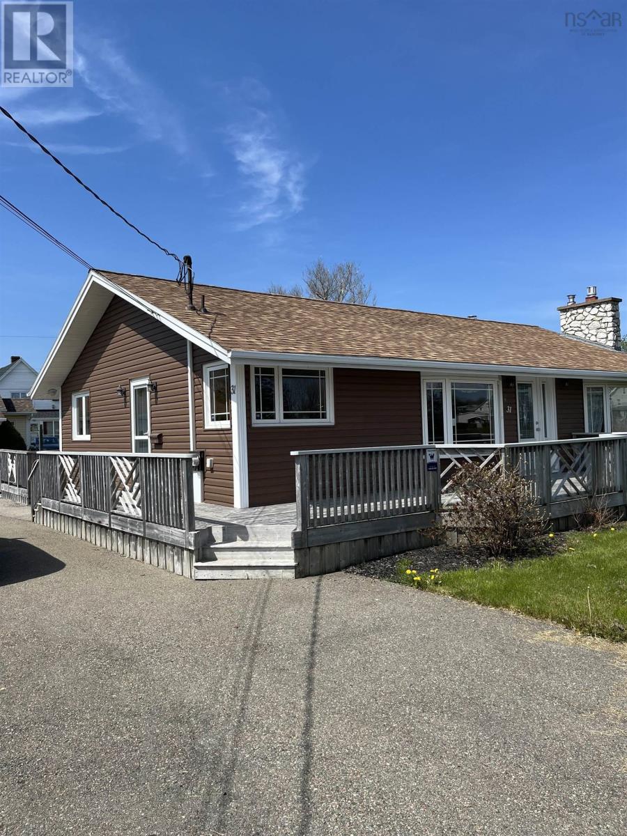 31 Allen Street, Glace Bay, Nova Scotia  B1A 1X7 - Photo 5 - 202514321