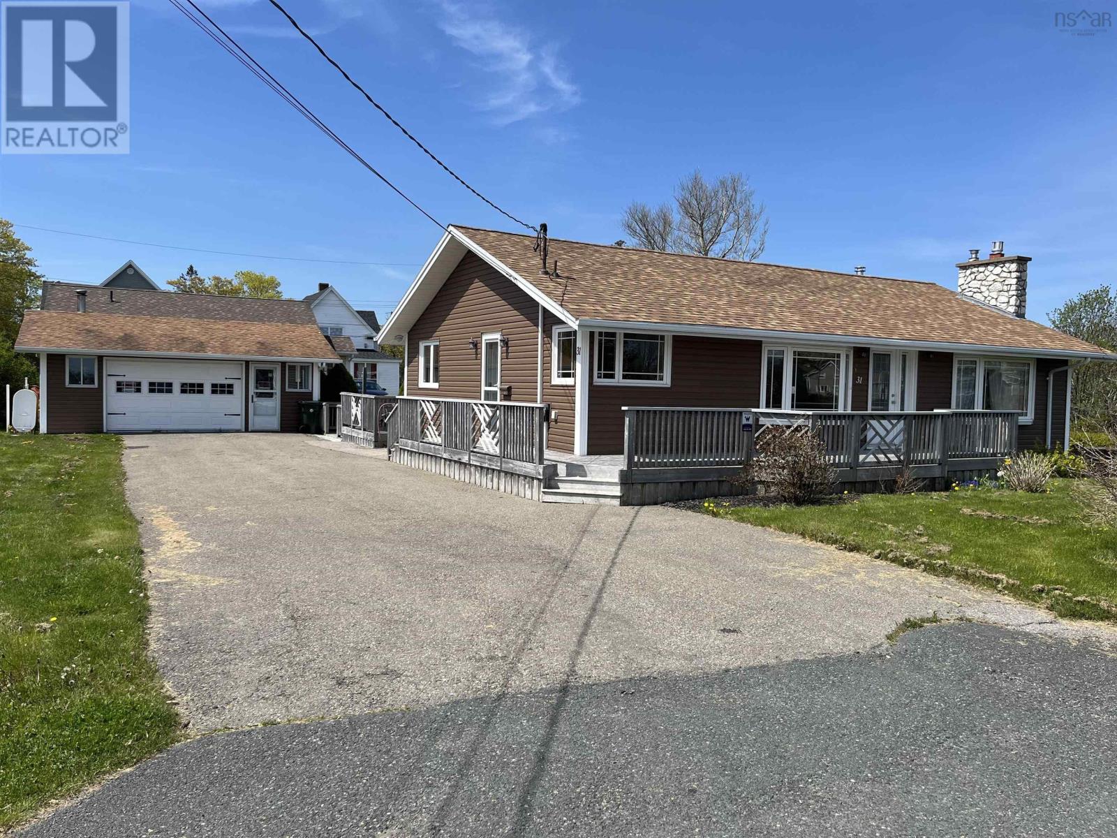 31 Allen Street, Glace Bay, Nova Scotia