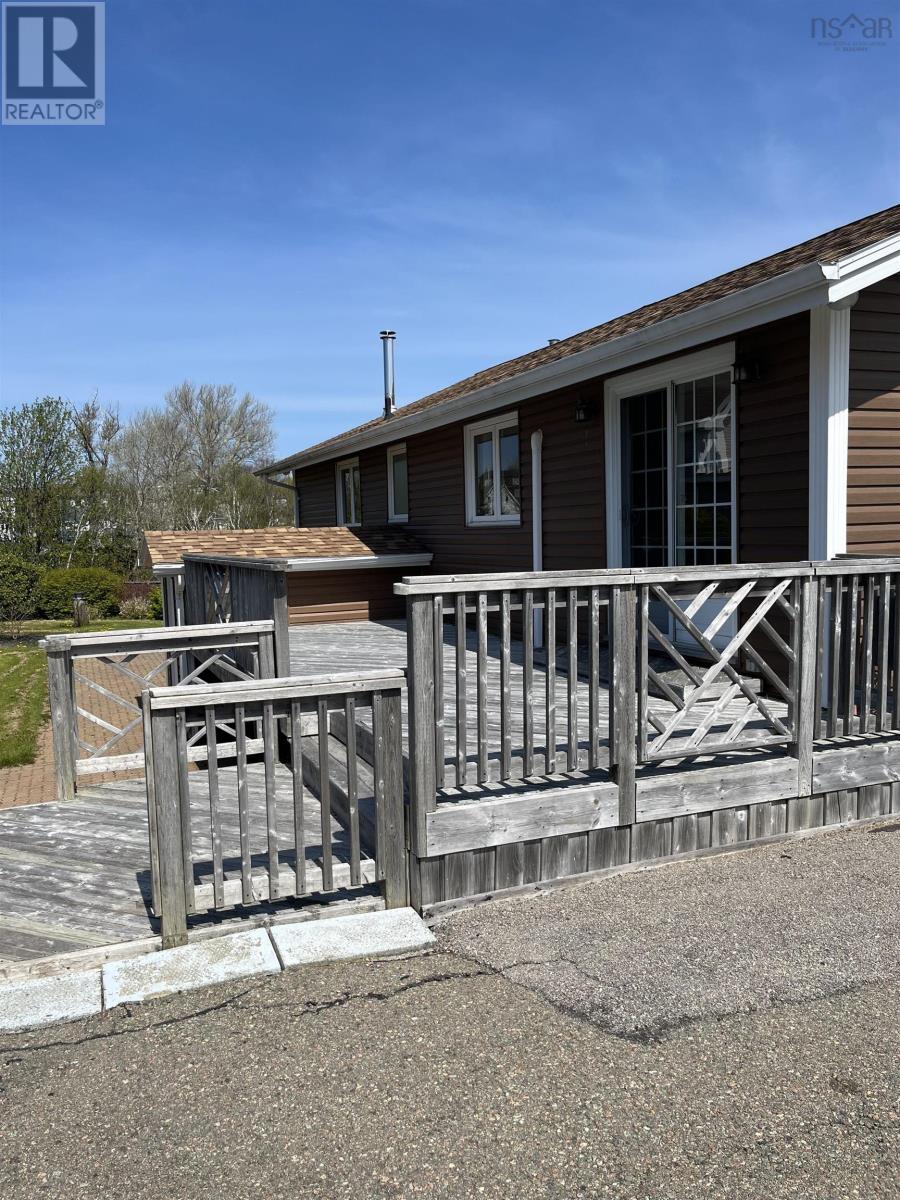 31 Allen Street, Glace Bay, Nova Scotia  B1A 1X7 - Photo 4 - 202514321