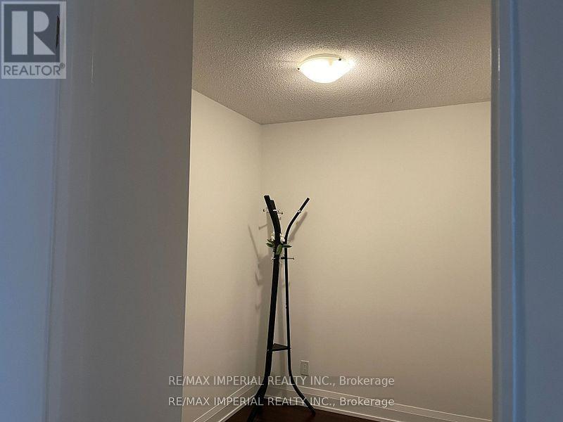 301 - 372 Highway 7 Road, Richmond Hill, Ontario  L4B 0C4 - Photo 15 - N12485049