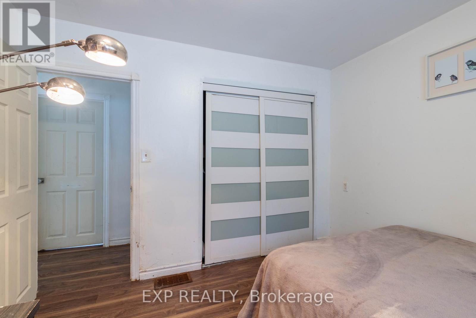 23 Grew Boulevard, Georgina, Ontario  L0E 1L0 - Photo 13 - N12485059