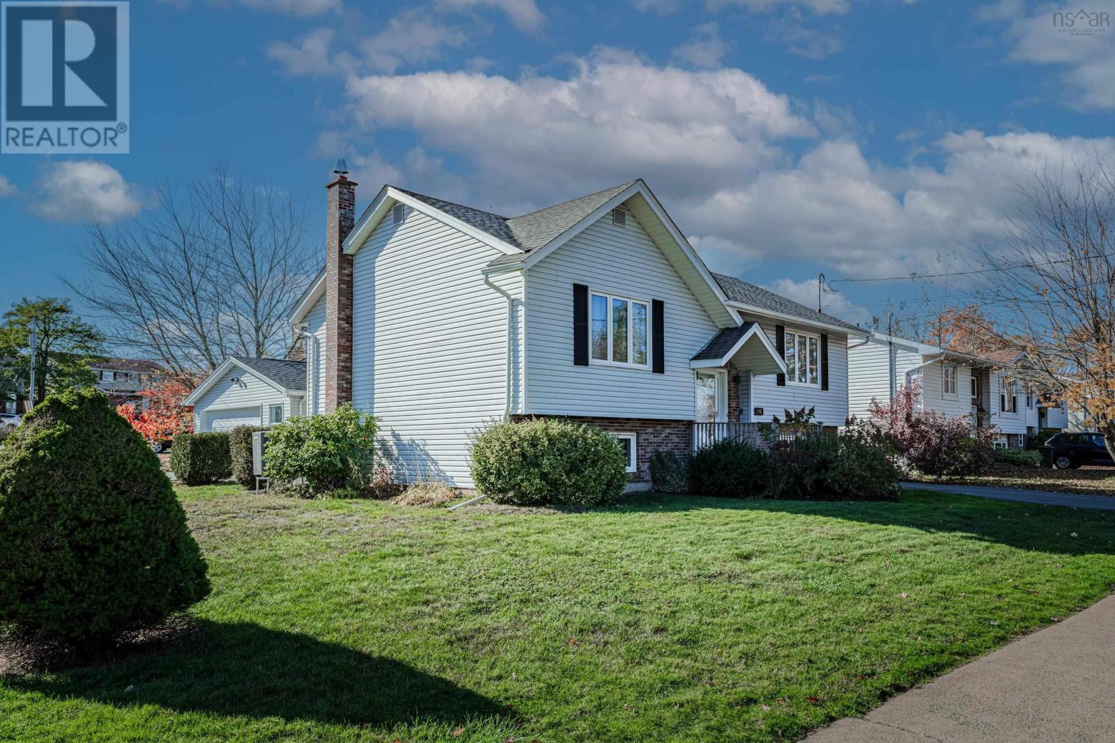 310 John Stewart Drive, Cole Harbour, Nova Scotia  B2W 5P3 - Photo 3 - 202526716